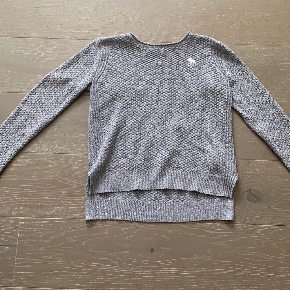 abercrombie grey sweater